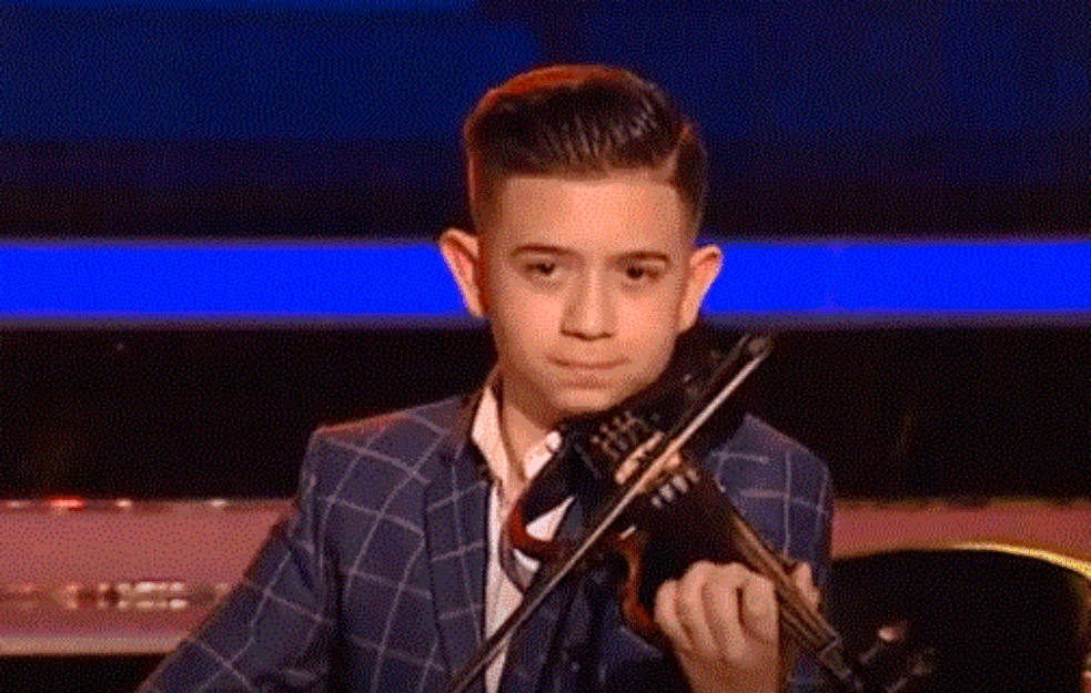OTAC OTKRIO STANJE TEŠKO POVREĐENOG VIOLINISTE: Nakratko se PROBUDIO IZ KOME, BOLOVI SU PREVELIKI! 






